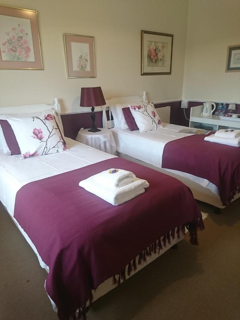 Overdale Hotel Nottingham Road Room photo